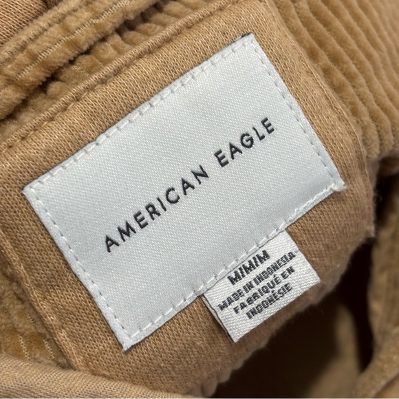 American Eagle AE Cropped Corduroy Button-Up Shirt Hooded Jacket Size Medium - Picture 12 of 13